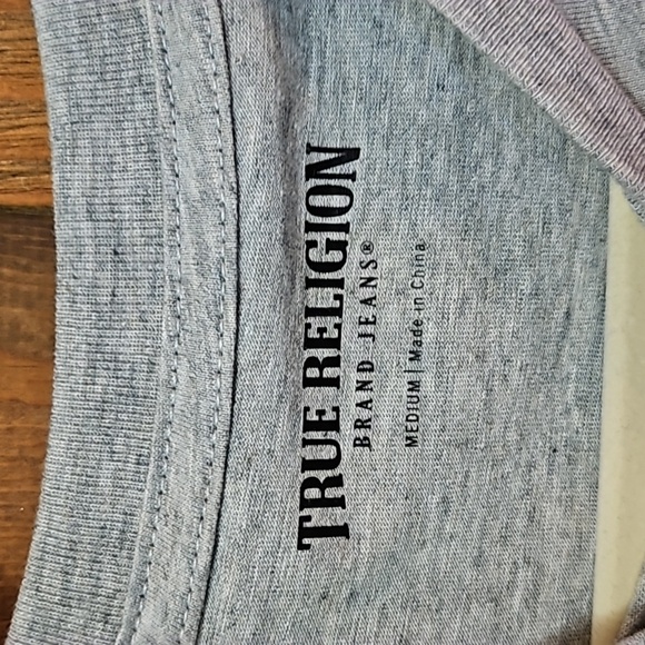 True religion tshirt - Picture 3 of 4